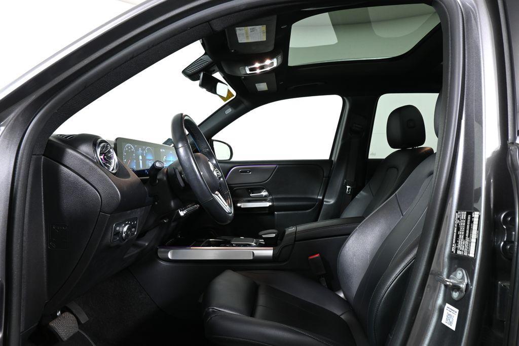 used 2022 Mercedes-Benz GLB 250 car, priced at $27,495