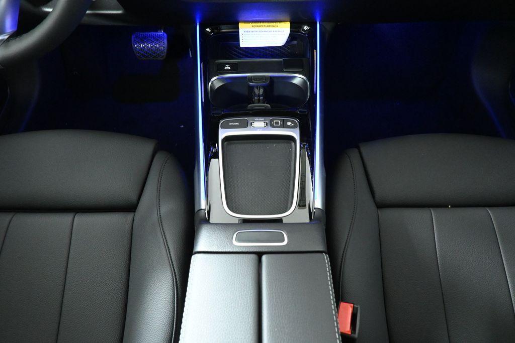 new 2026 Mercedes-Benz GLB 250 car, priced at $52,775