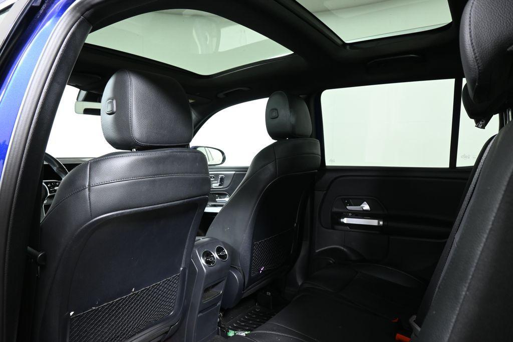 used 2021 Mercedes-Benz GLB 250 car, priced at $27,495