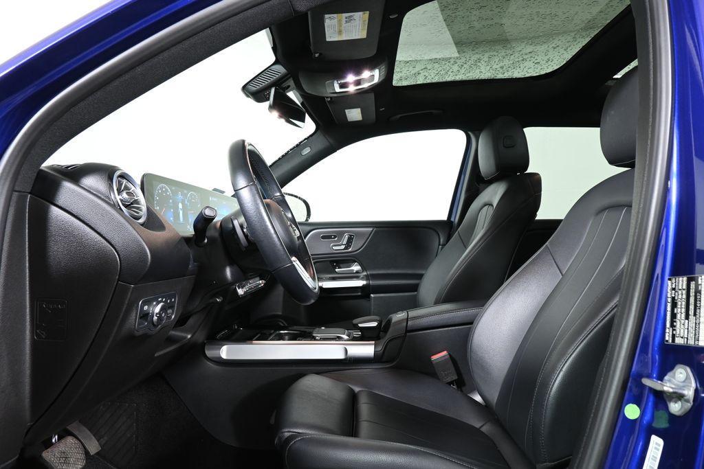 used 2021 Mercedes-Benz GLB 250 car, priced at $26,495