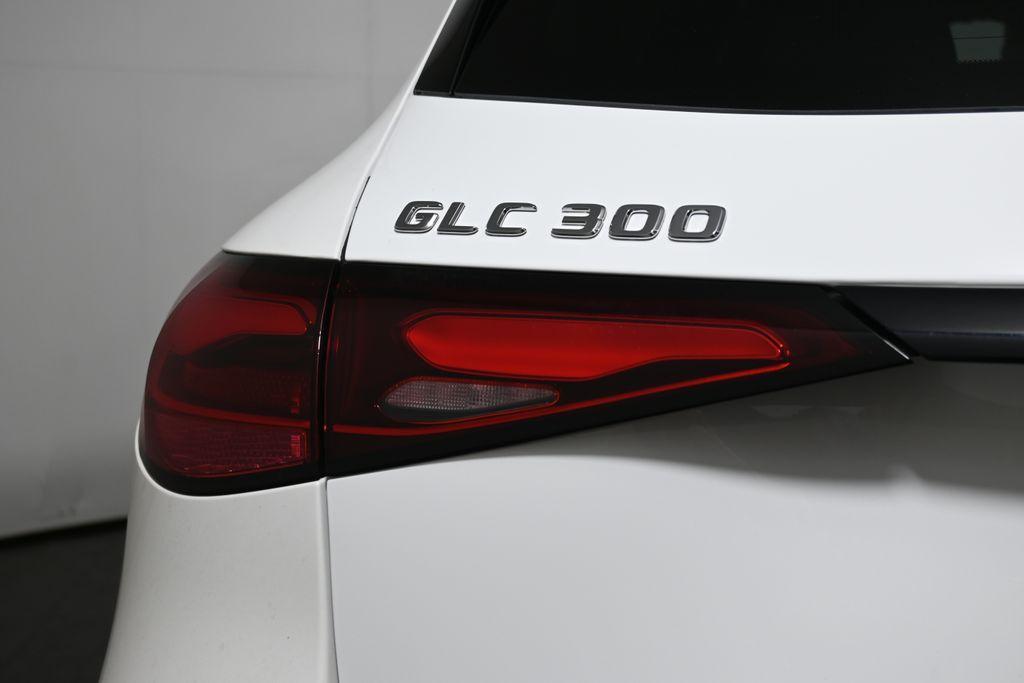 new 2026 Mercedes-Benz GLC 300 car, priced at $54,585