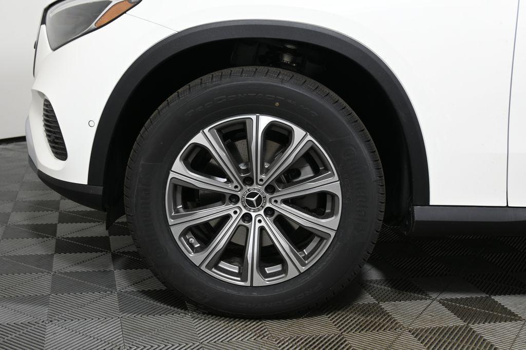 new 2026 Mercedes-Benz GLC 300 car, priced at $54,585