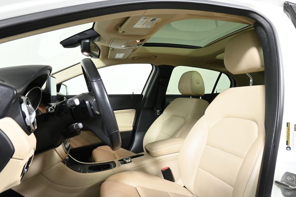 used 2019 Mercedes-Benz GLA 250 car, priced at $18,995
