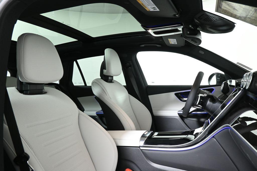 new 2025 Mercedes-Benz GLC 300 car, priced at $61,815