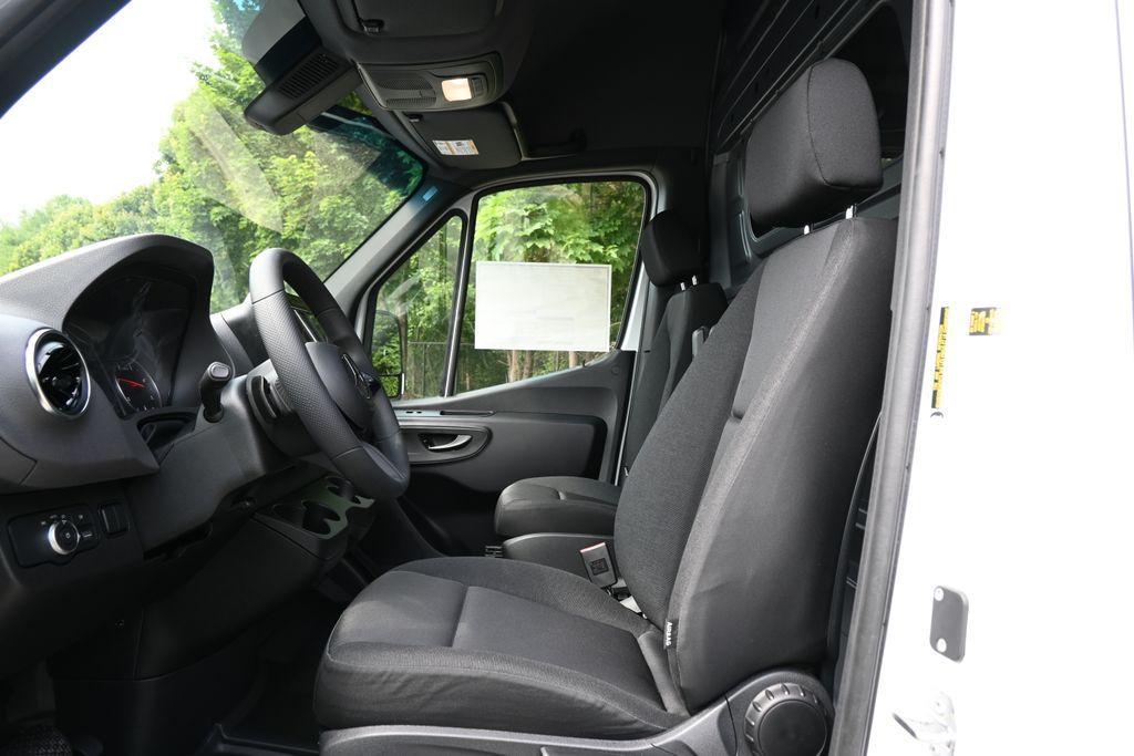 new 2025 Mercedes-Benz Sprinter 2500 car, priced at $64,433