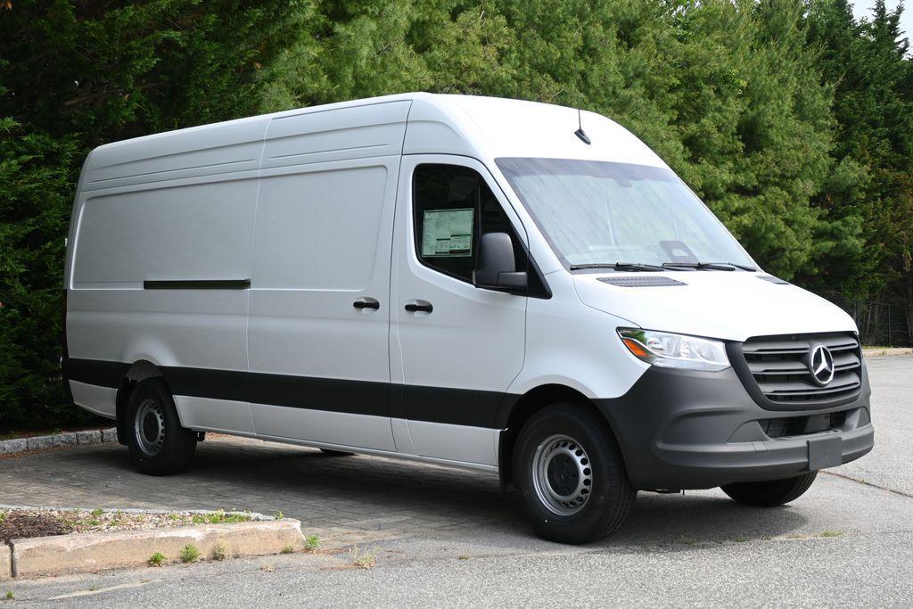 new 2025 Mercedes-Benz Sprinter 2500 car, priced at $64,433