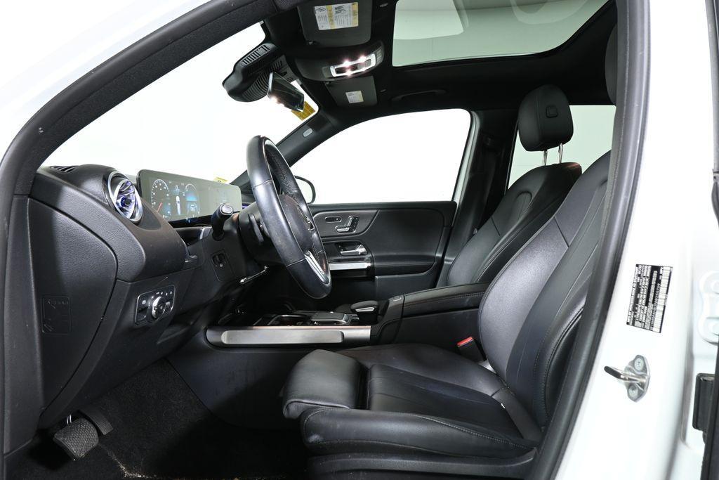 used 2022 Mercedes-Benz GLB 250 car, priced at $29,495