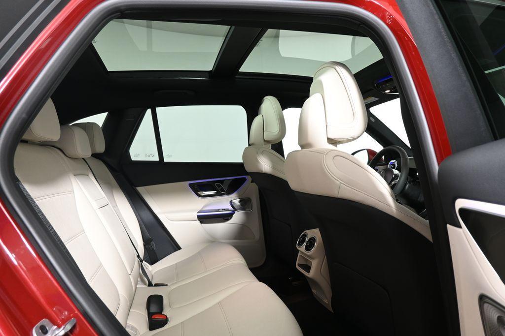 new 2025 Mercedes-Benz GLC 300 car, priced at $58,100