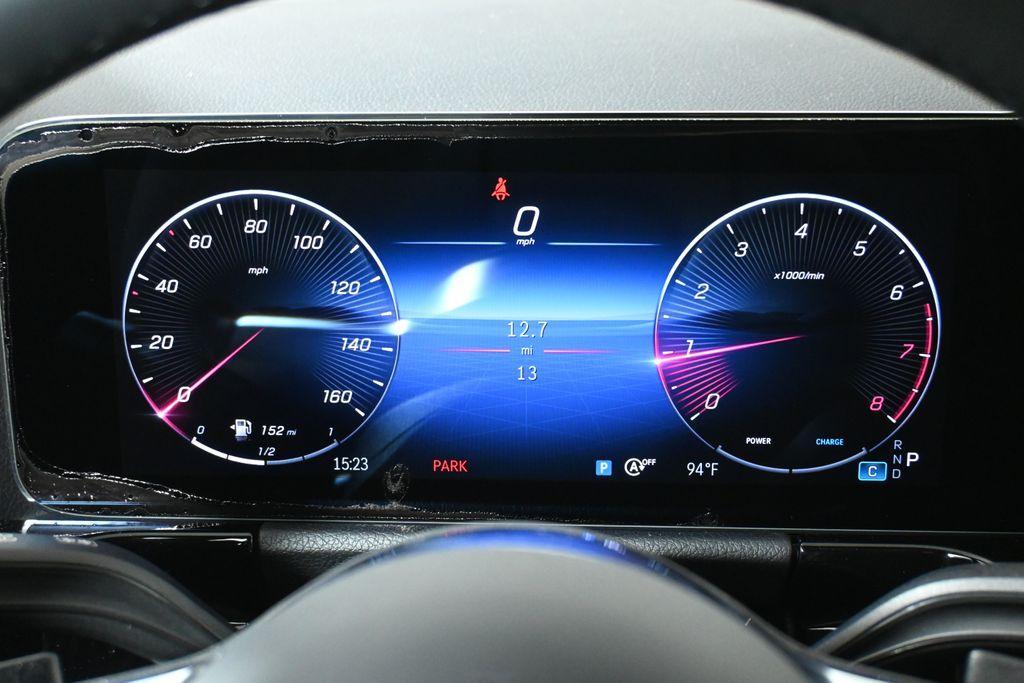 new 2025 Mercedes-Benz GLA 250 car, priced at $47,295