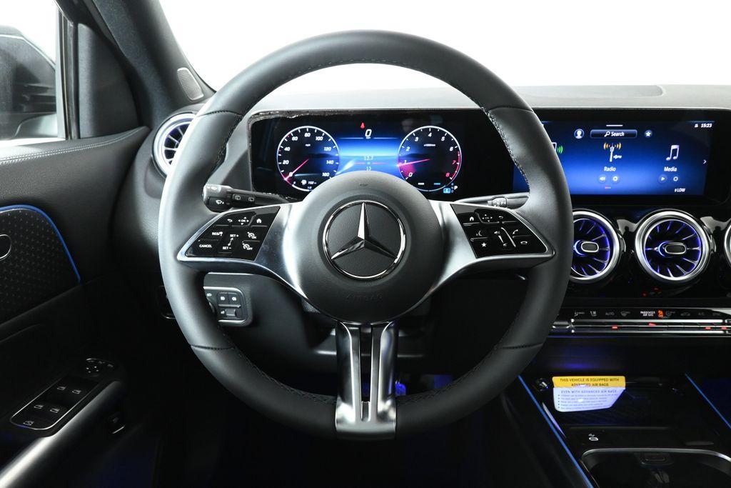 new 2025 Mercedes-Benz GLA 250 car, priced at $47,295