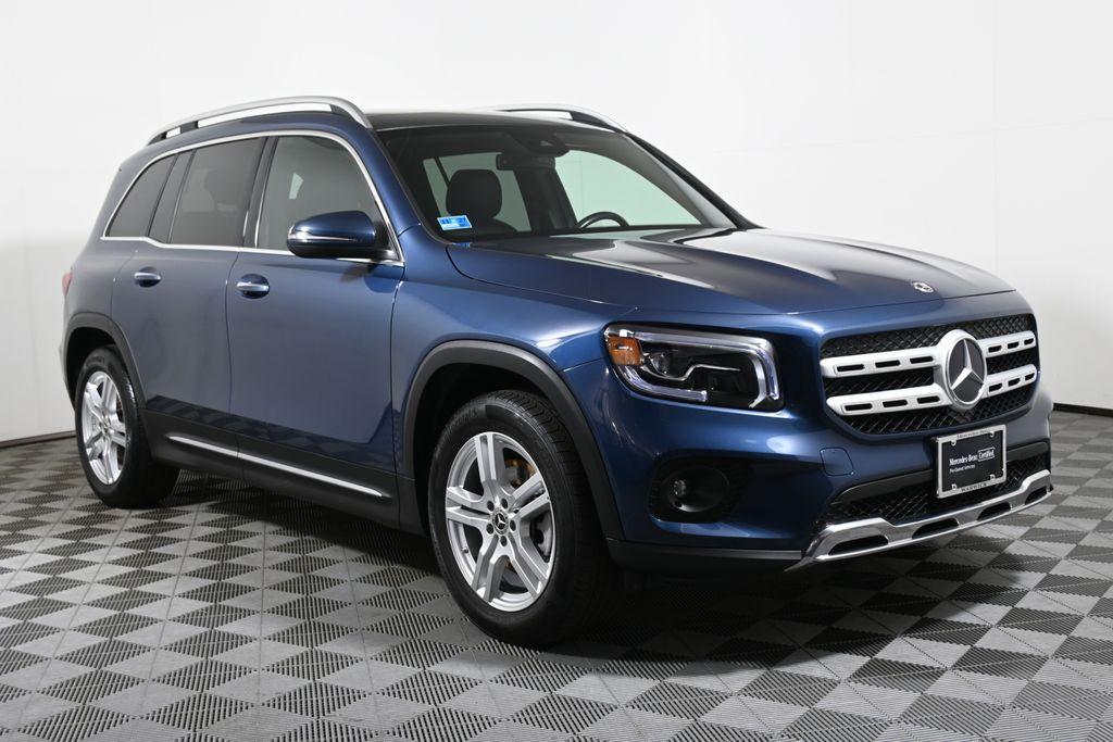used 2022 Mercedes-Benz GLB 250 car, priced at $27,895