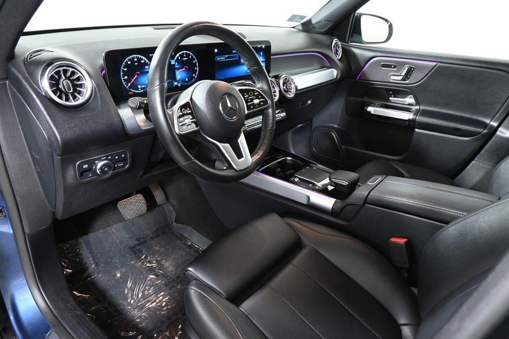 used 2022 Mercedes-Benz GLB 250 car, priced at $27,895