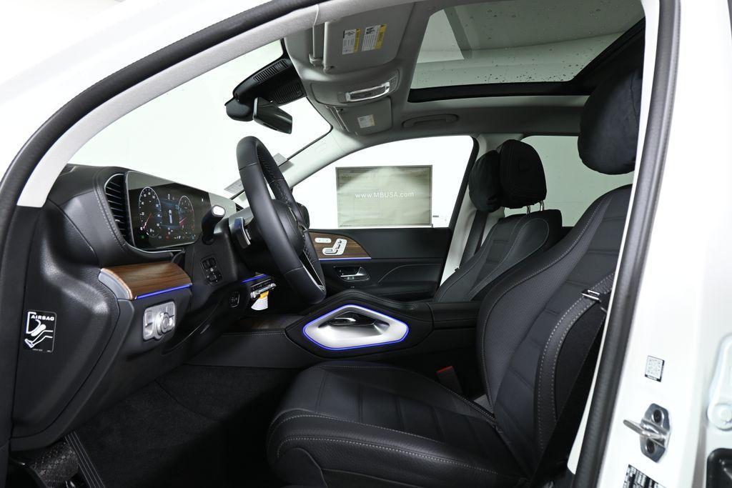 new 2026 Mercedes-Benz GLS 450 car, priced at $96,950