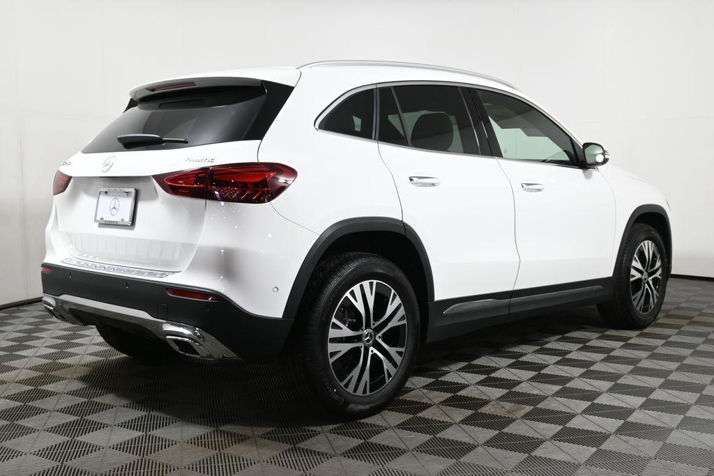 new 2025 Mercedes-Benz GLA 250 car, priced at $48,495
