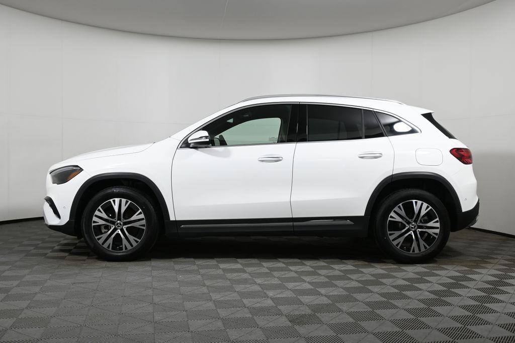 new 2025 Mercedes-Benz GLA 250 car, priced at $48,495