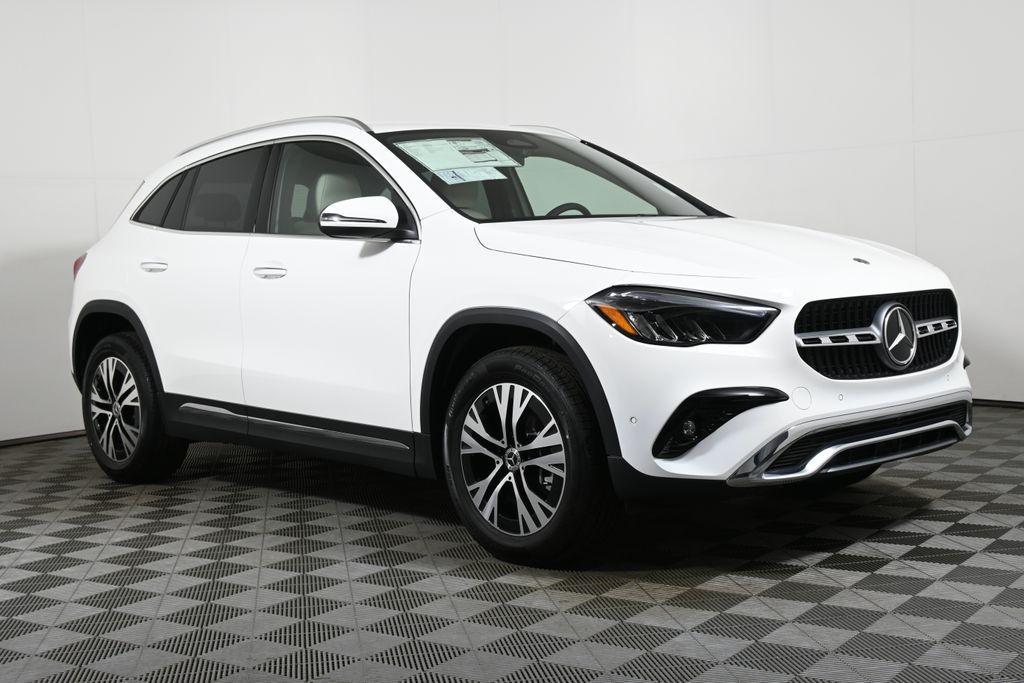 new 2025 Mercedes-Benz GLA 250 car, priced at $48,495