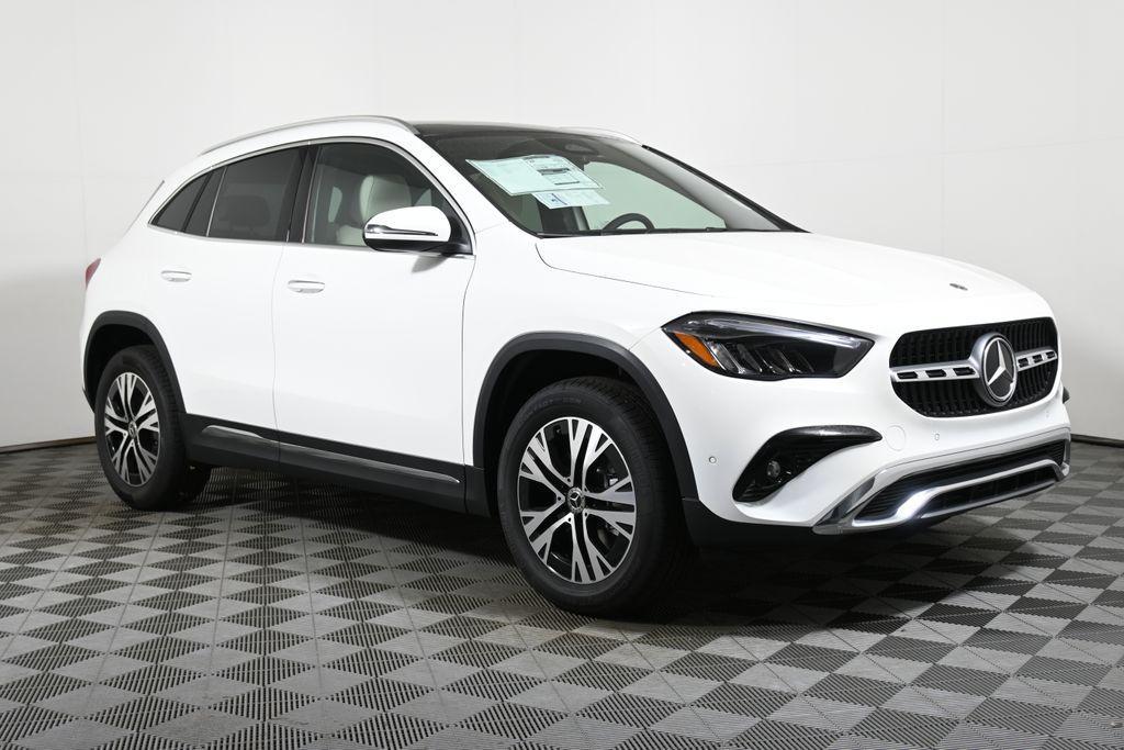 used 2025 Mercedes-Benz GLA 250 car, priced at $49,995