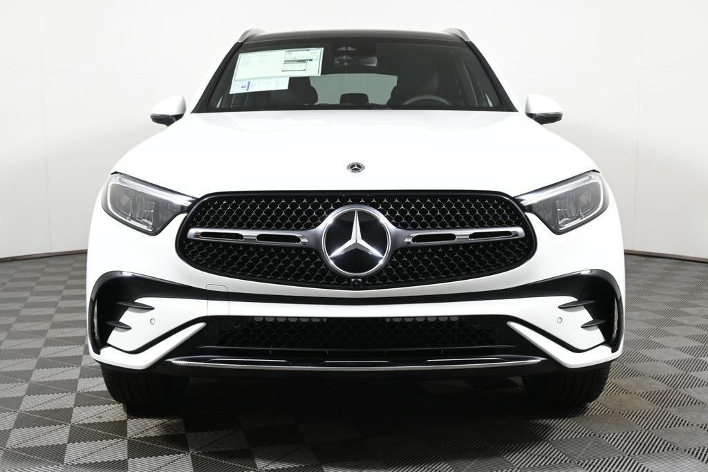 new 2025 Mercedes-Benz GLC 300 car, priced at $59,835