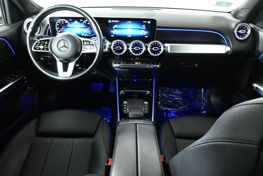 used 2021 Mercedes-Benz GLB 250 car, priced at $25,495