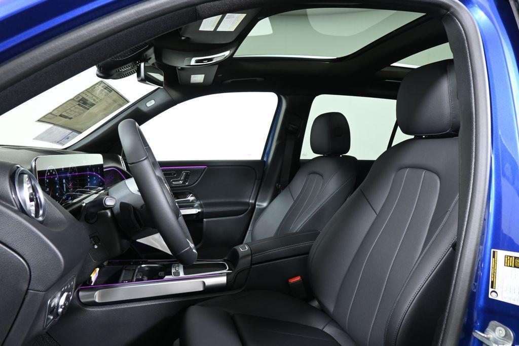 new 2026 Mercedes-Benz GLB 250 car, priced at $52,820