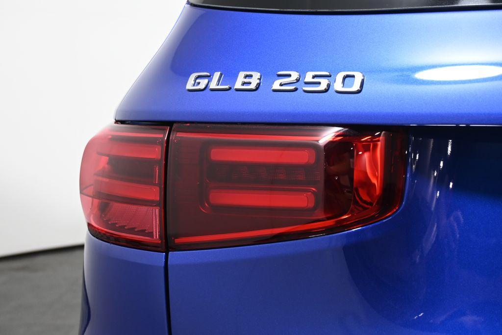 new 2026 Mercedes-Benz GLB 250 car, priced at $52,820