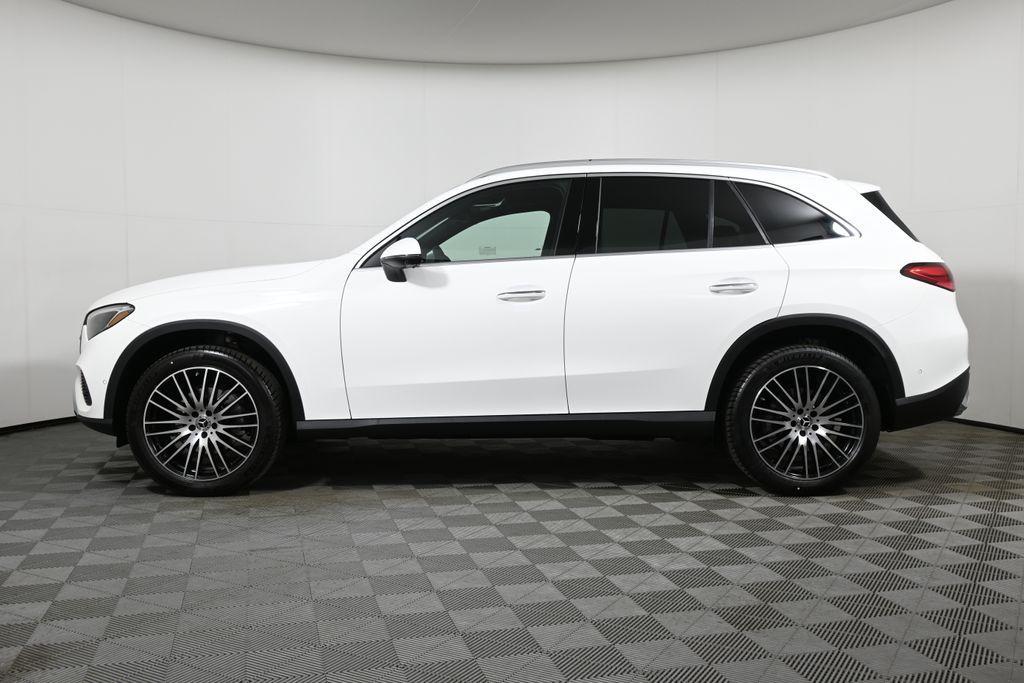 new 2025 Mercedes-Benz GLC 300 car, priced at $58,035