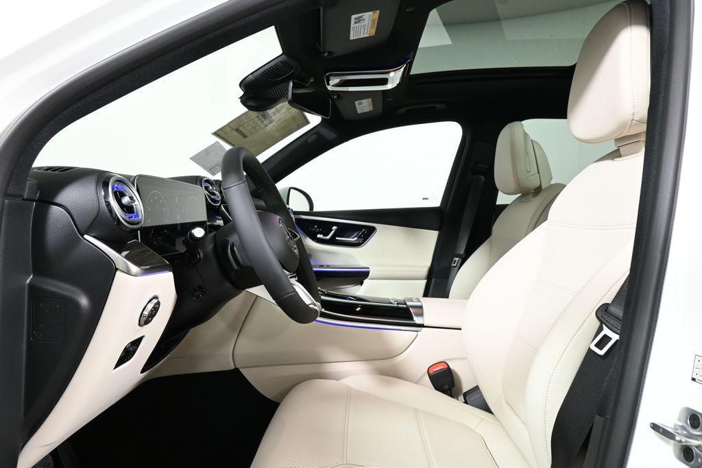 new 2025 Mercedes-Benz GLC 300 car, priced at $58,035