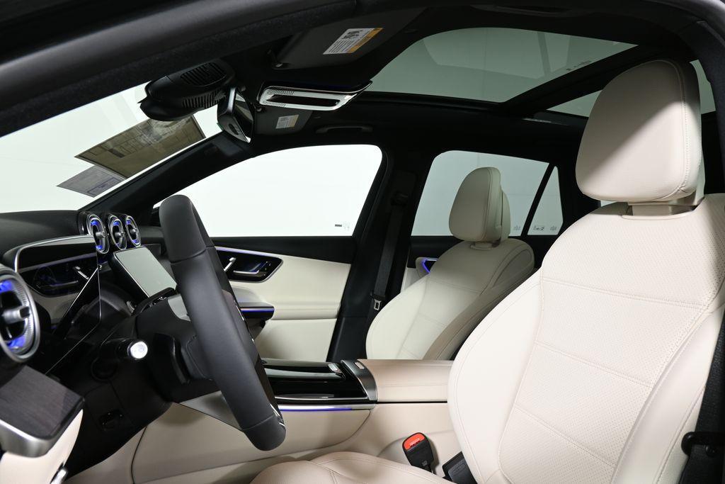 new 2025 Mercedes-Benz GLC 300 car, priced at $58,655
