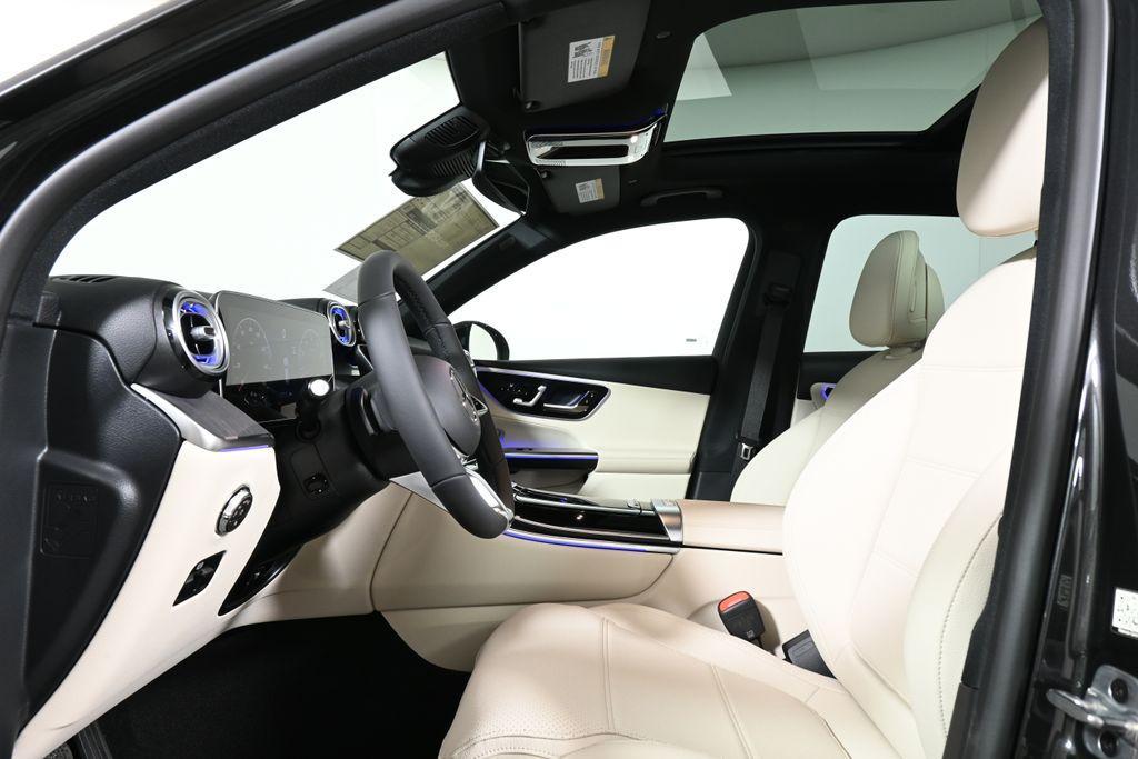 new 2025 Mercedes-Benz GLC 300 car, priced at $58,655