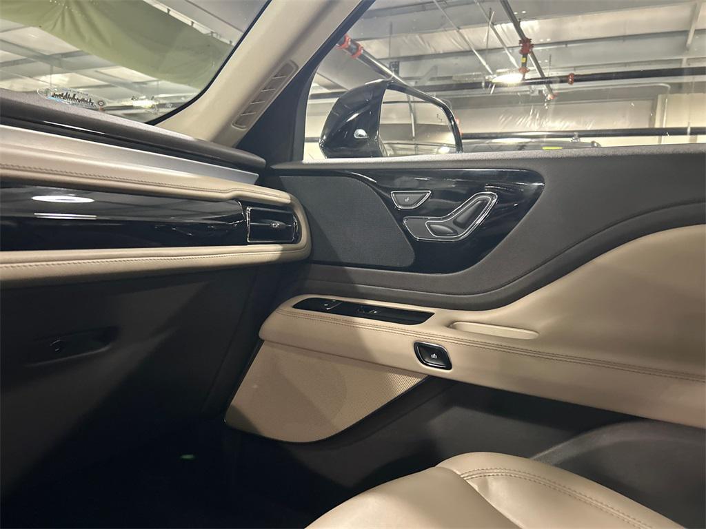 used 2022 Lincoln Aviator car, priced at $39,400