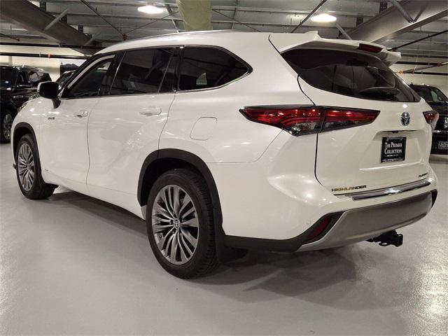 used 2021 Toyota Highlander Hybrid car, priced at $42,168