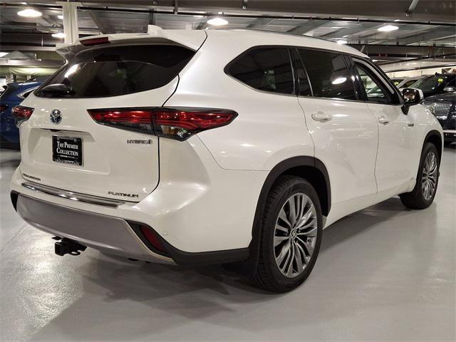 used 2021 Toyota Highlander Hybrid car, priced at $42,168