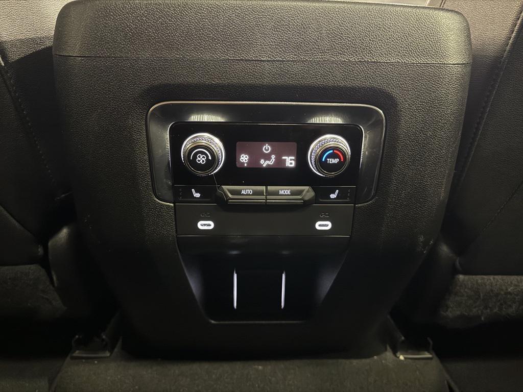 used 2022 GMC Yukon car, priced at $48,788