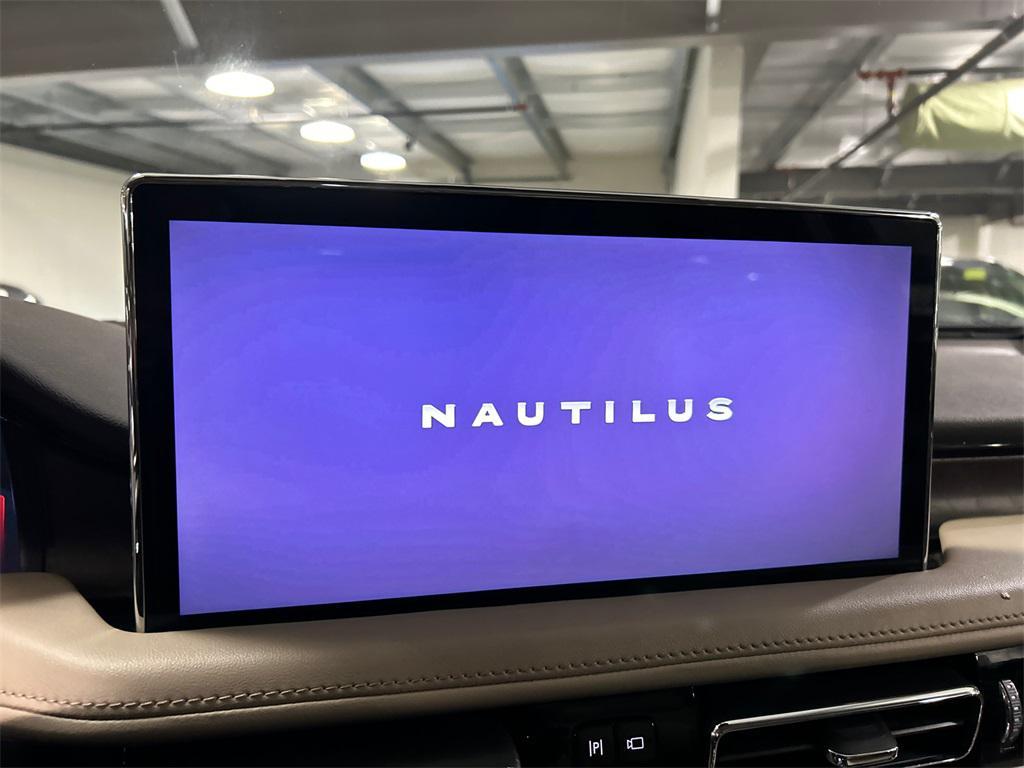 used 2022 Lincoln Nautilus car, priced at $32,924