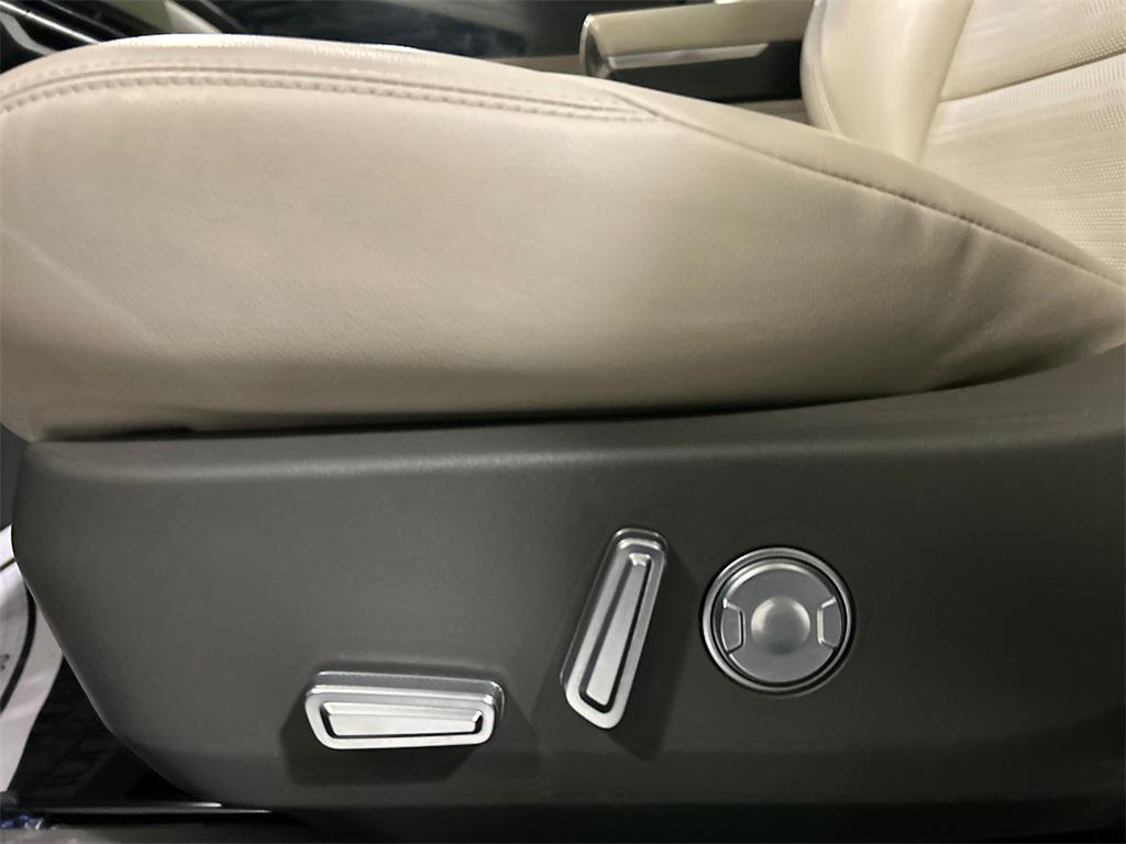 used 2024 Lincoln Nautilus car, priced at $48,232