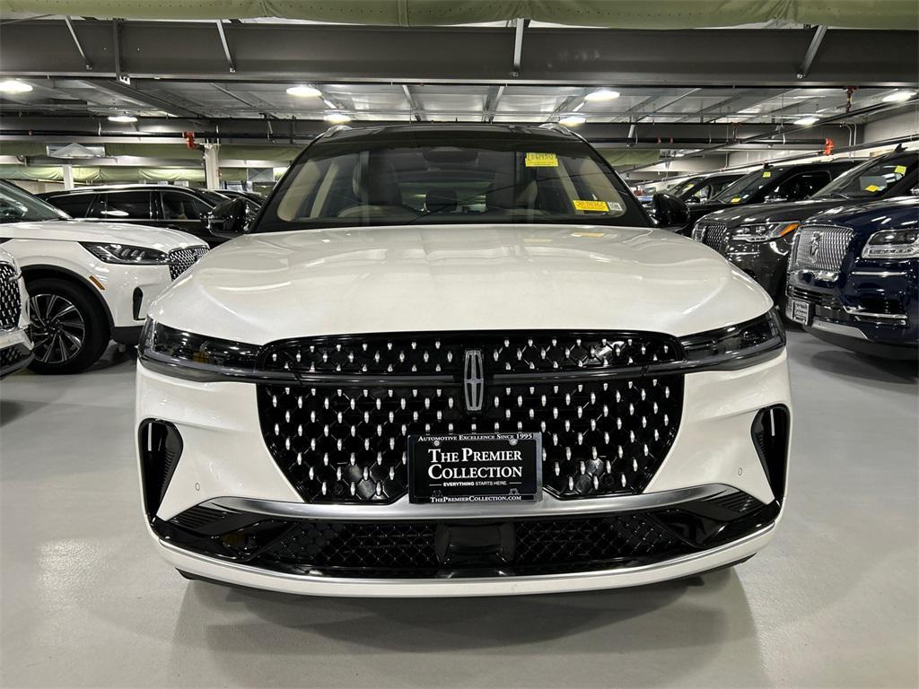 used 2024 Lincoln Nautilus car, priced at $48,232