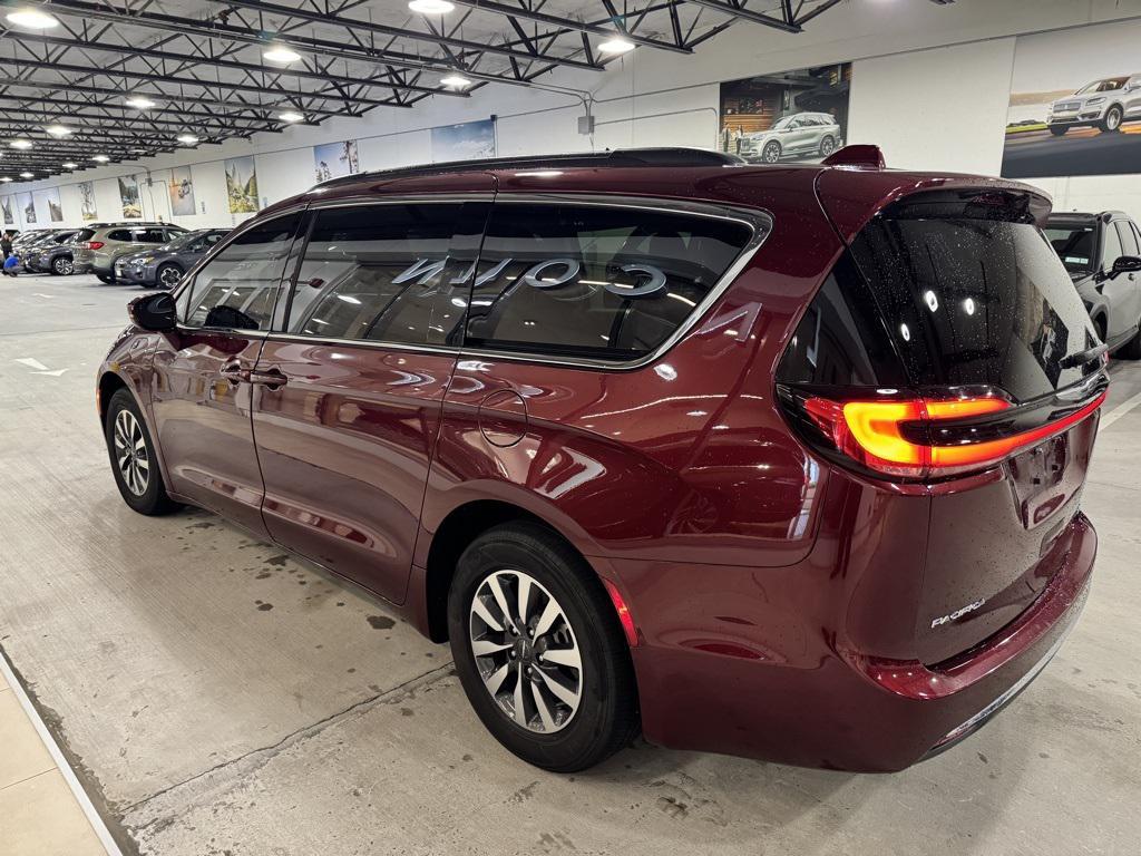 used 2022 Chrysler Pacifica Hybrid car, priced at $24,440