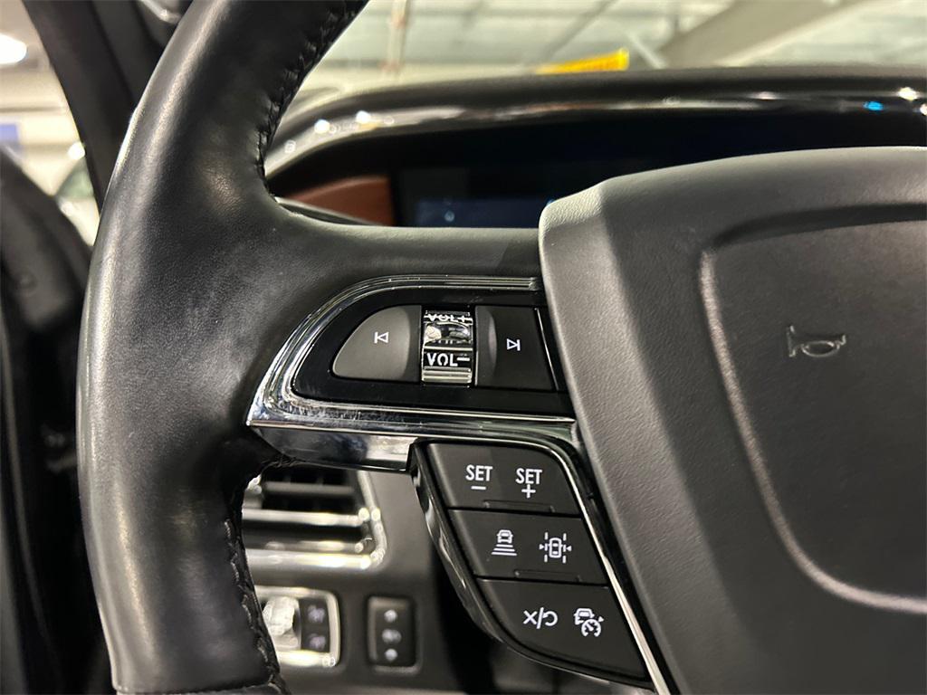 used 2022 Lincoln Navigator car, priced at $53,889
