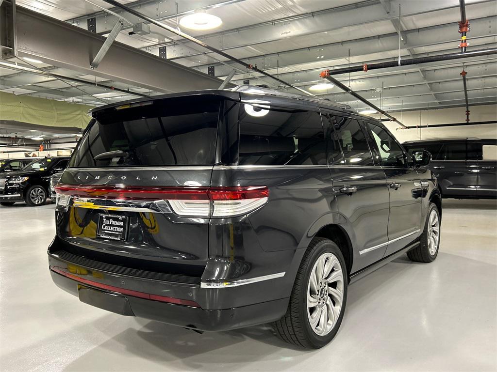 used 2022 Lincoln Navigator car, priced at $53,889