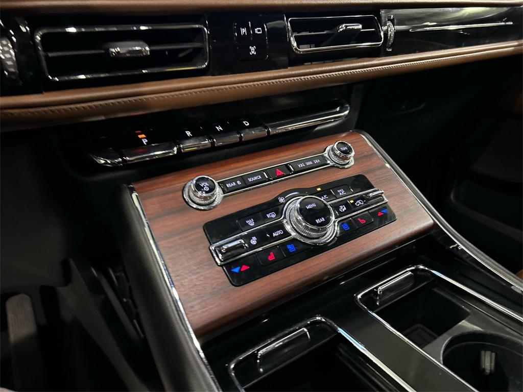 used 2022 Lincoln Aviator car, priced at $37,366
