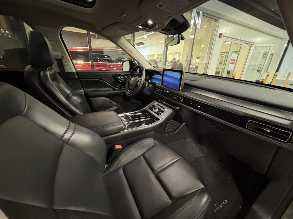 used 2023 Lincoln Aviator car, priced at $45,514