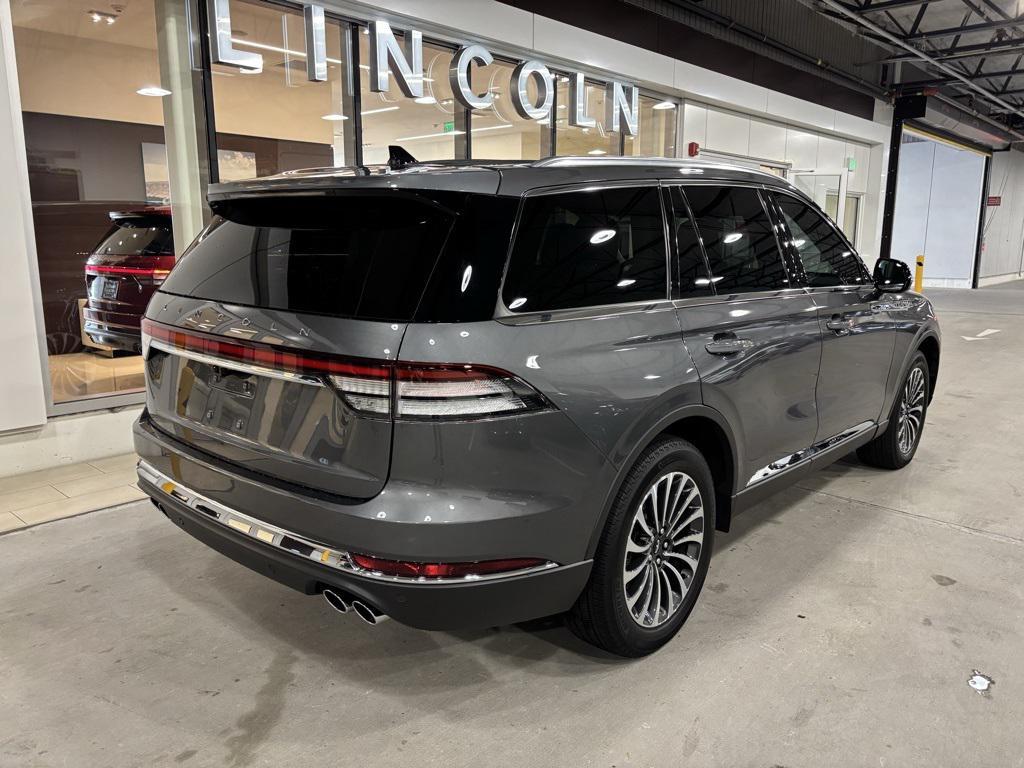 used 2023 Lincoln Aviator car, priced at $45,514