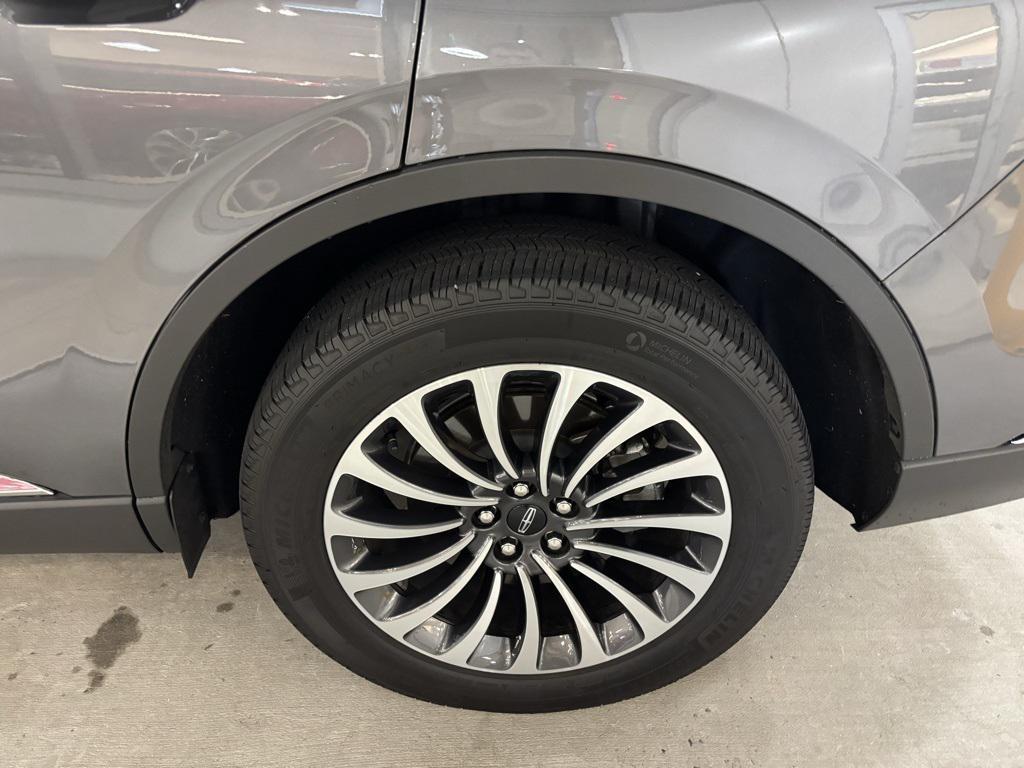 used 2023 Lincoln Aviator car, priced at $45,514