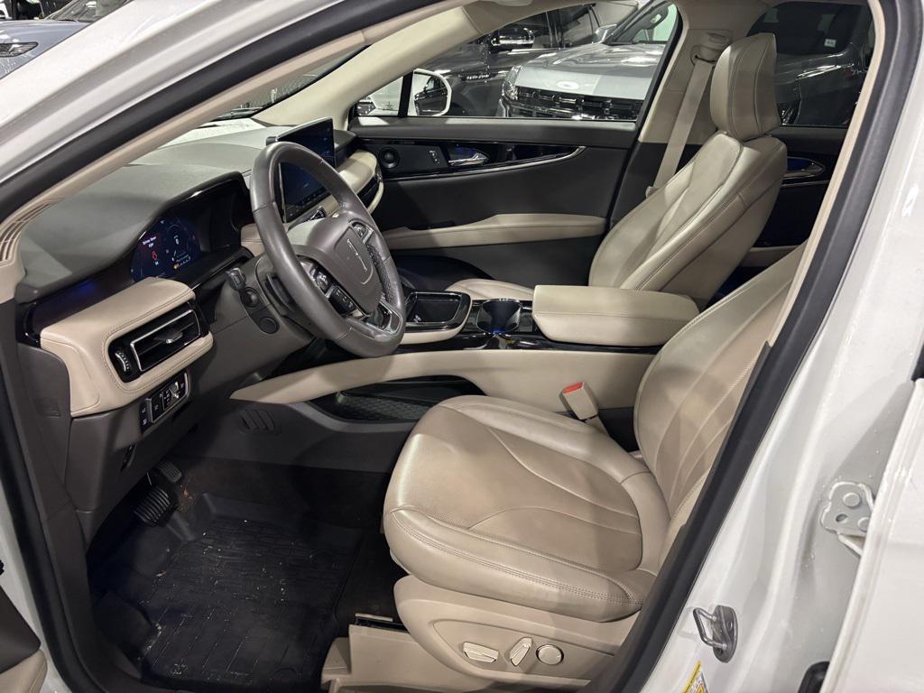 used 2023 Lincoln Navigator car, priced at $71,982