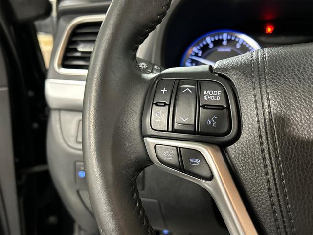 used 2015 Toyota Highlander car, priced at $18,600