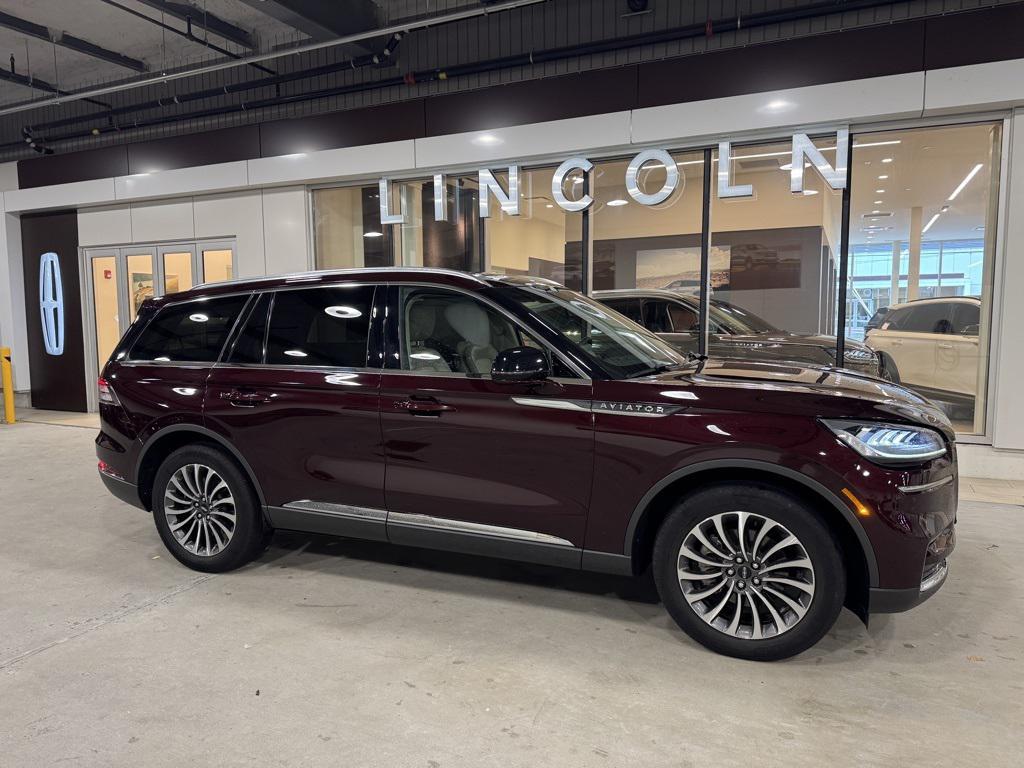 used 2022 Lincoln Aviator car, priced at $38,212