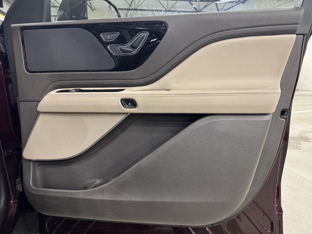 used 2022 Lincoln Aviator car, priced at $38,212