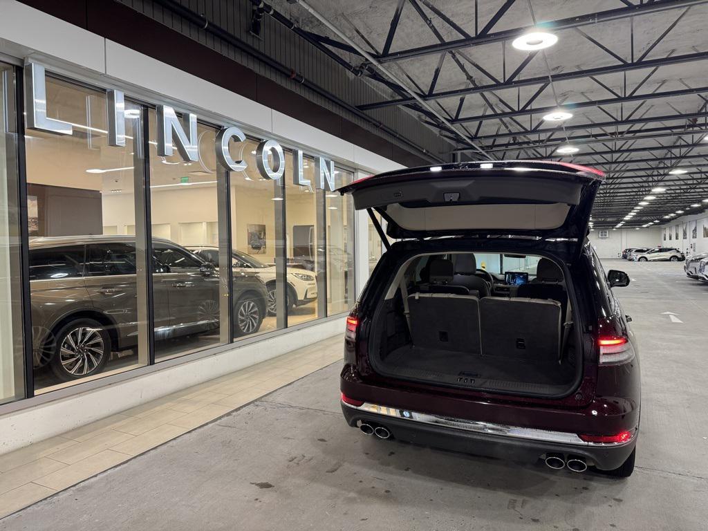 used 2022 Lincoln Aviator car, priced at $38,212