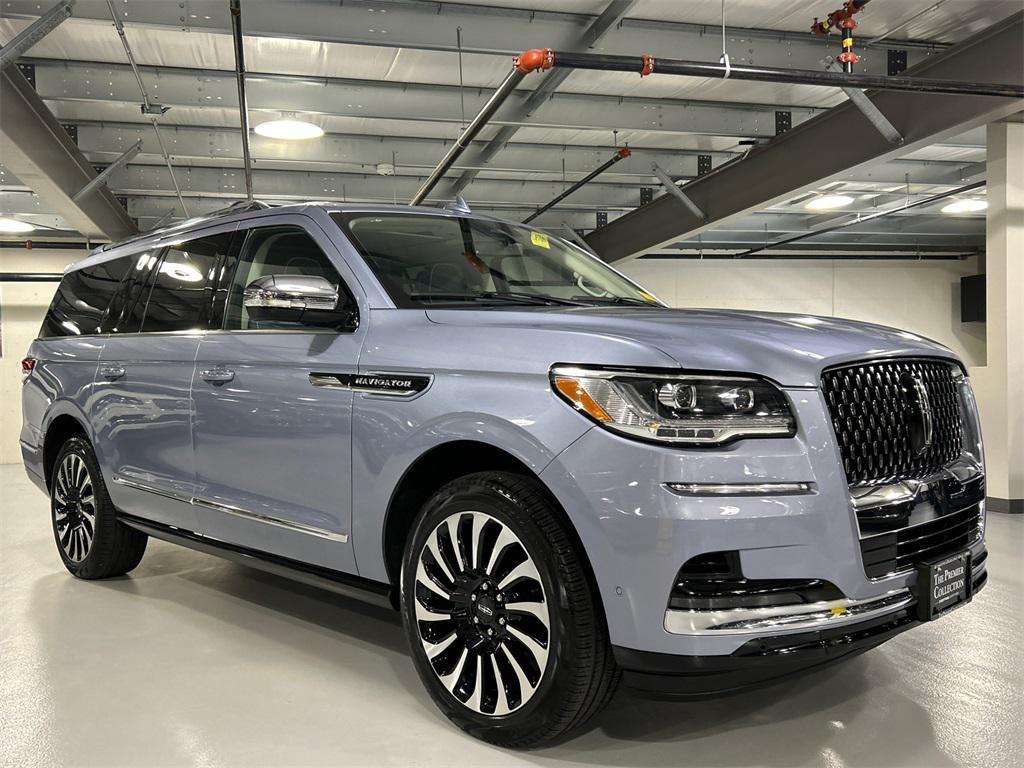 used 2023 Lincoln Navigator car, priced at $69,980