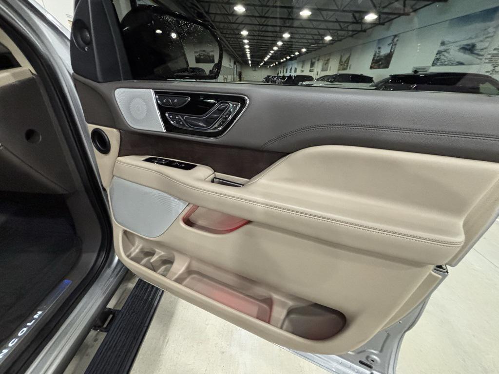 used 2022 Lincoln Navigator car, priced at $47,656